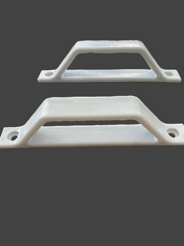 Sineklik  D Tipi Tutamak  6  Adet  12 ADET VİDA Beyaz Renk Plastik