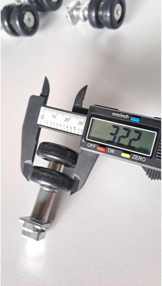 4 Adet Cam Balkon Tekeri, Dayanıklı ve Kullanışlı, Kolay Montajli Set