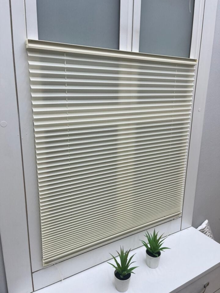 Eylül Home Açık Krem (Ekru) Katlanır Cam Balkon Perdesi-Ofis Perdesi-Ev Perdesi-Salon Perdesi-Plise Perde