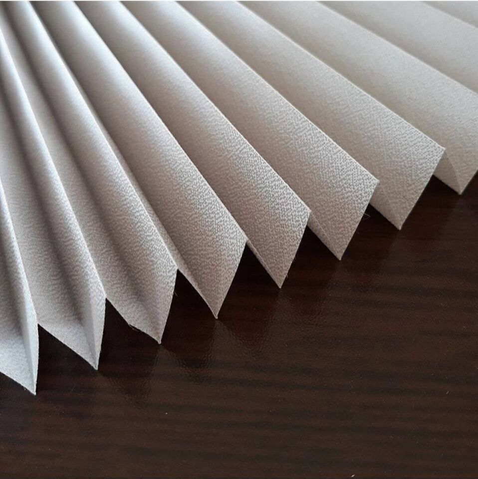 Beyaz Plise Katlanır Cam Balkon Perdesi - Ofis Perdesi - Ev Perdesi - Salon Perdesi - Plise Perde