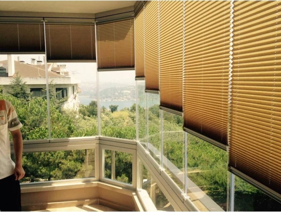 Kahve Rengi Plise Katlanır Cam Balkon Perdesi - Ofis Perdesi - Mutfak Perdesi - Salon Perdesi -