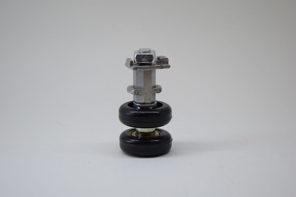 Cam Balkon Tekeri Kertikli