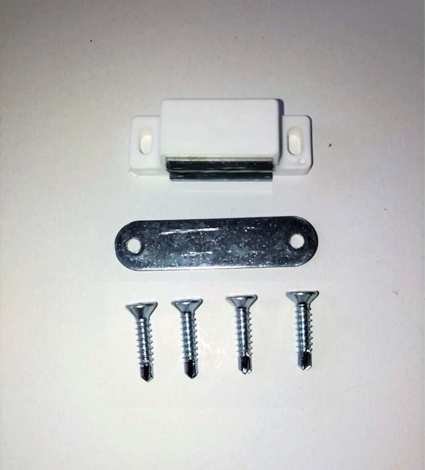 1 Adet Sineklik Mıknatısı Ile 4 Adet 3.9X19 Yhb Matkap Uçlu Sac Vidası